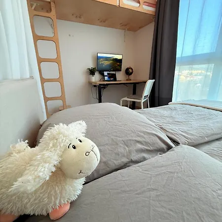 Easy Access Bright 1br With Underground Parking * Prag